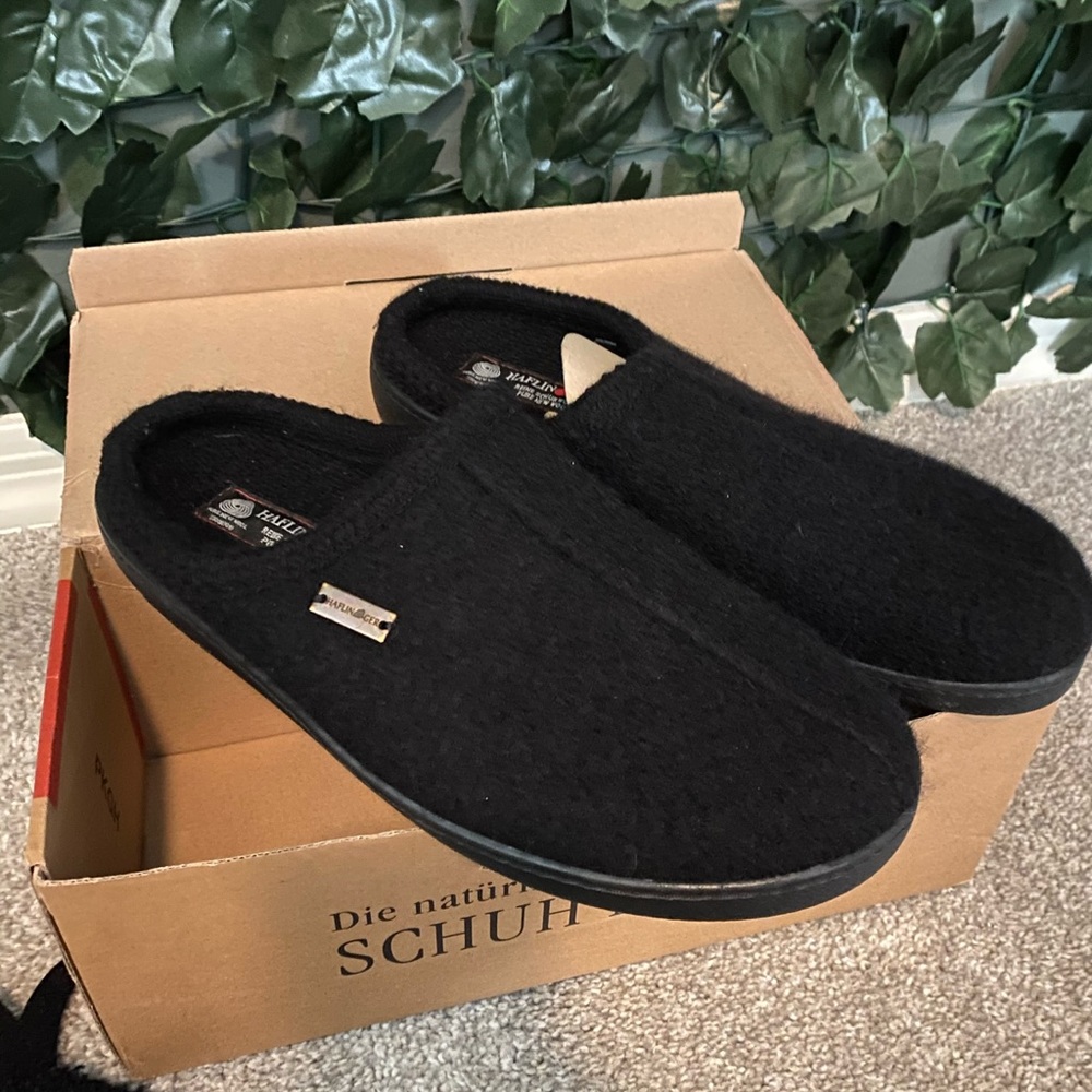 Haflinger hard sold black wool slippers 44 11